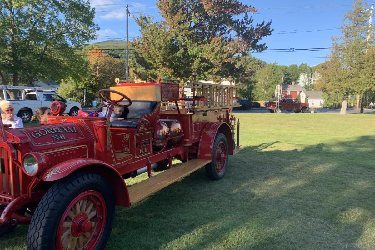 1916 Federal Fire Engine